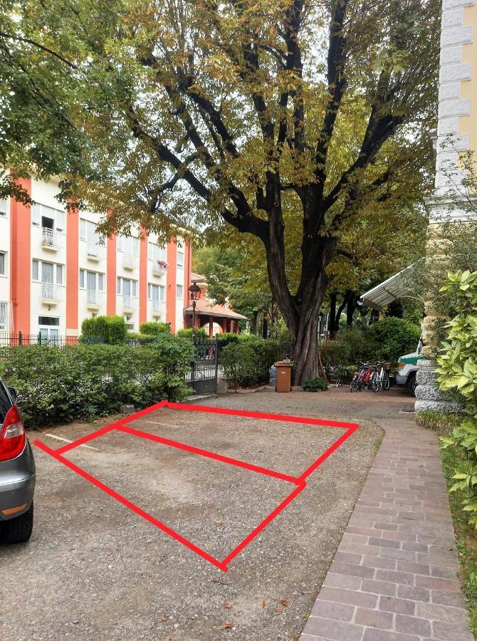 5-Zimmer-Appartement In Historischer Privatvilla, Meran Zentrum, Kostenloser Parkplatz Bagian luar foto